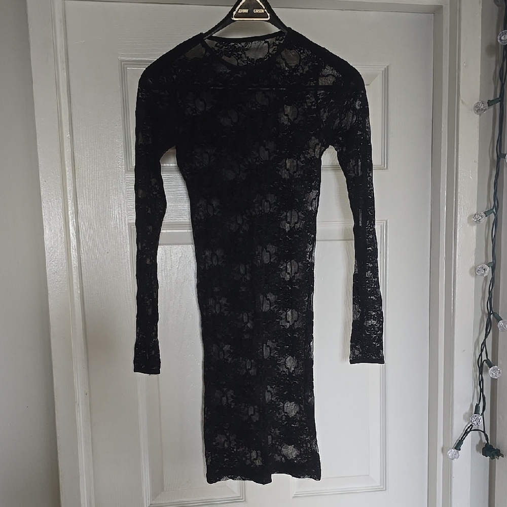 Elegant Black Lace Dress